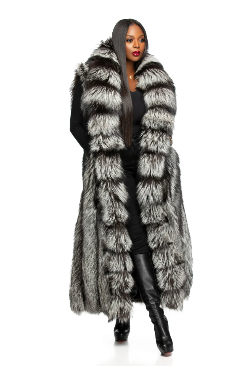 Best fits size L (Fancy Full length silver fox coat) detachable sleeves