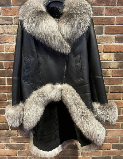 (Multiple Sizes) Hi-Low Shearing W/ Fox Fur in Black W/ Grey fur