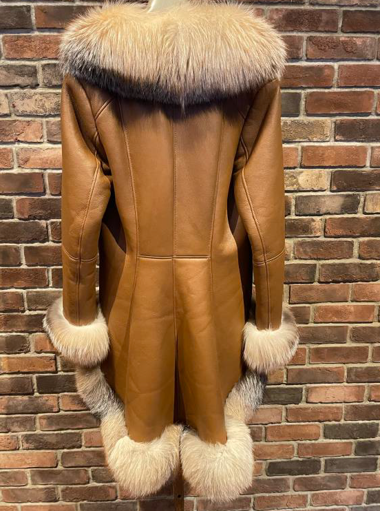 (Multiple Sizes) Hi-Low Shearing W/ Fox Fur