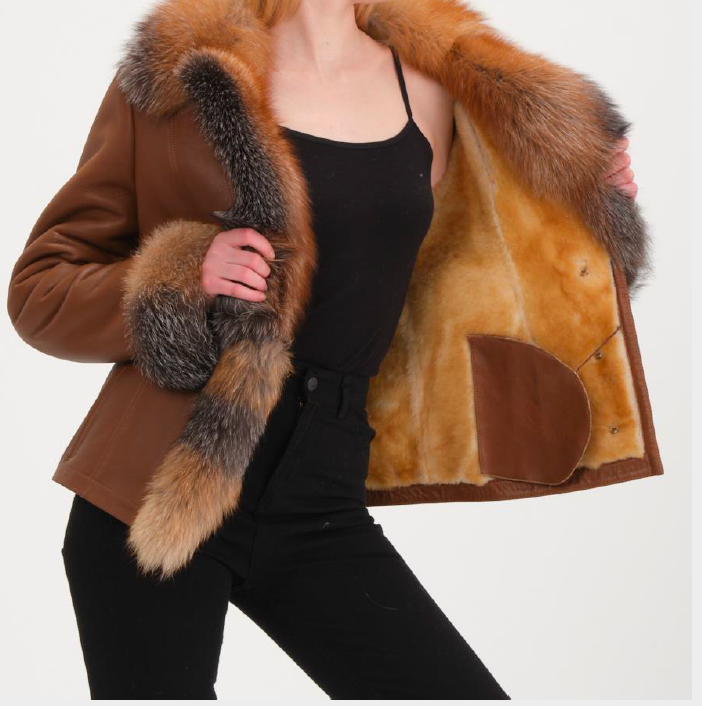 Size M Shearling w/ Crystal Fox