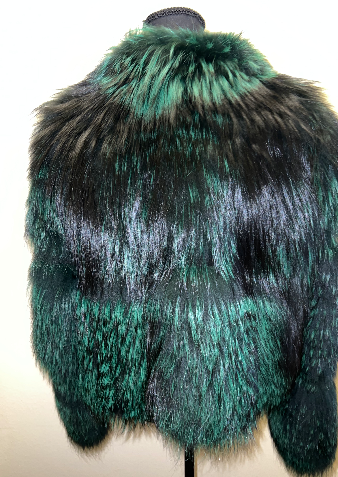 Size XL: Green silver fox jacket