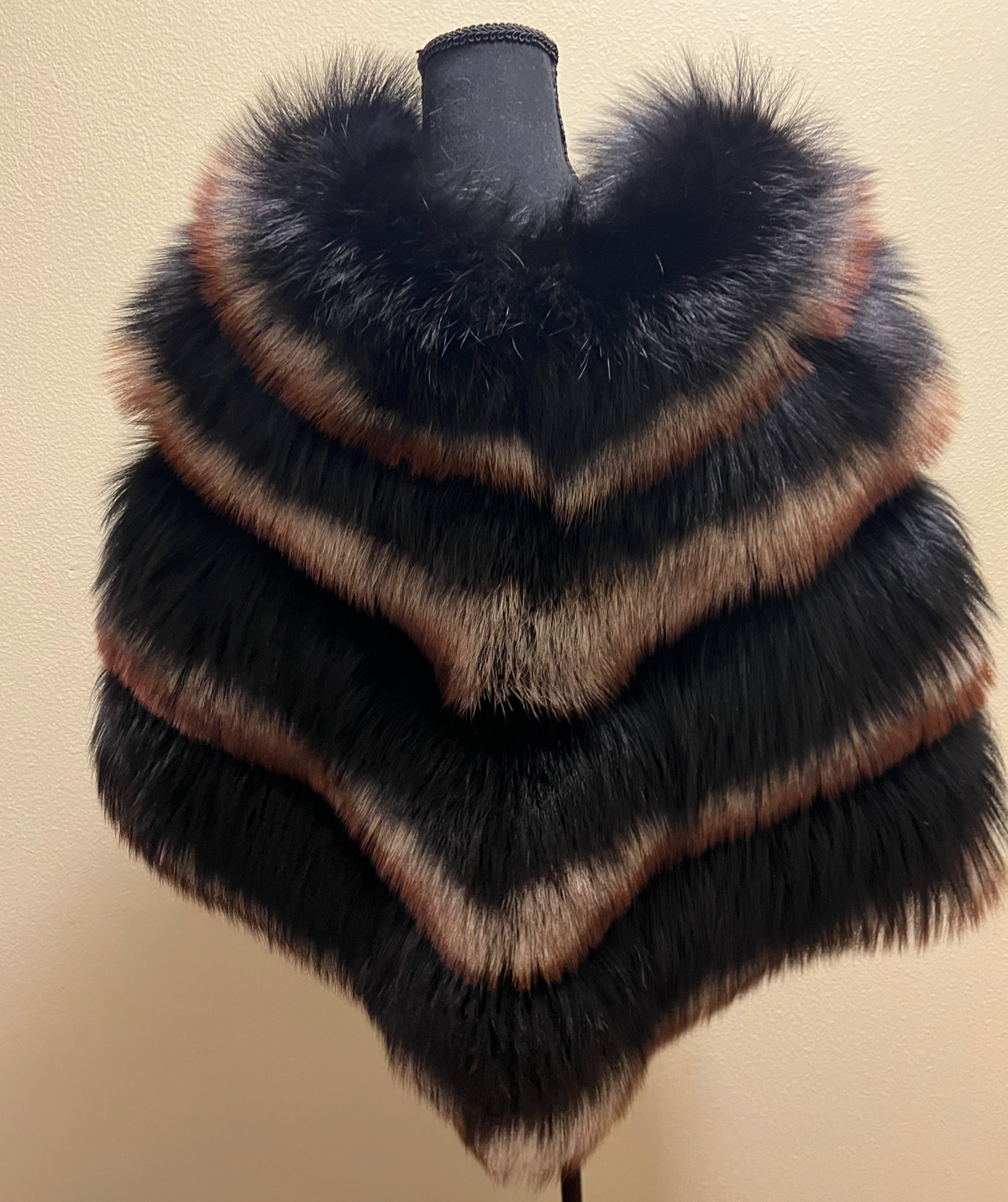 Size L (can fit between M-XL) Black Silver Fox/ Gold fox poncho