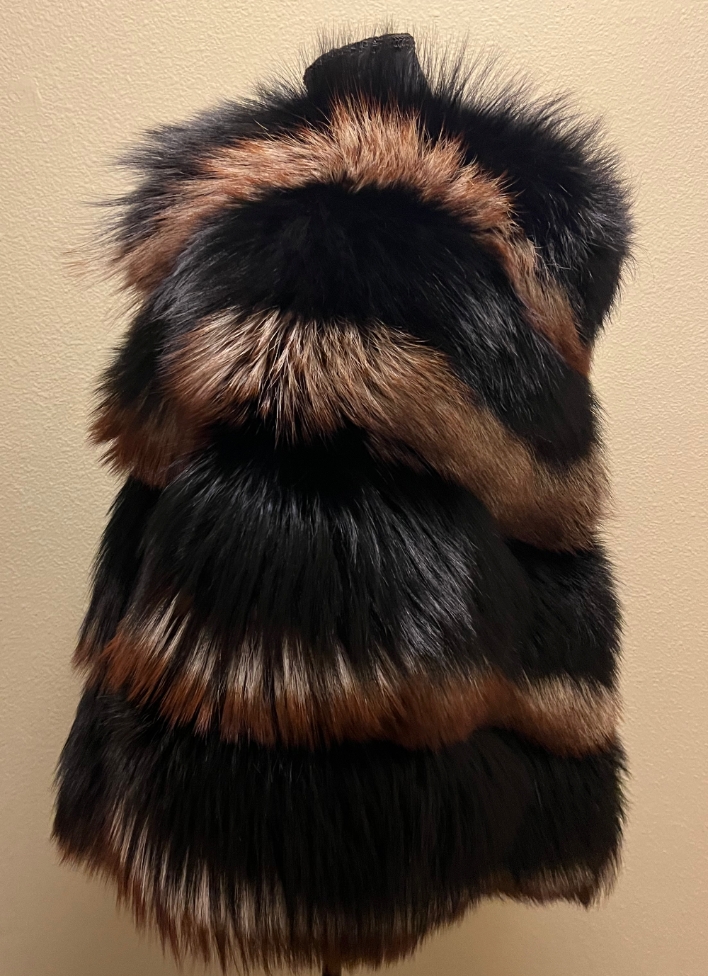 Size L (can fit between M-XL) Black Silver Fox/ Gold fox poncho