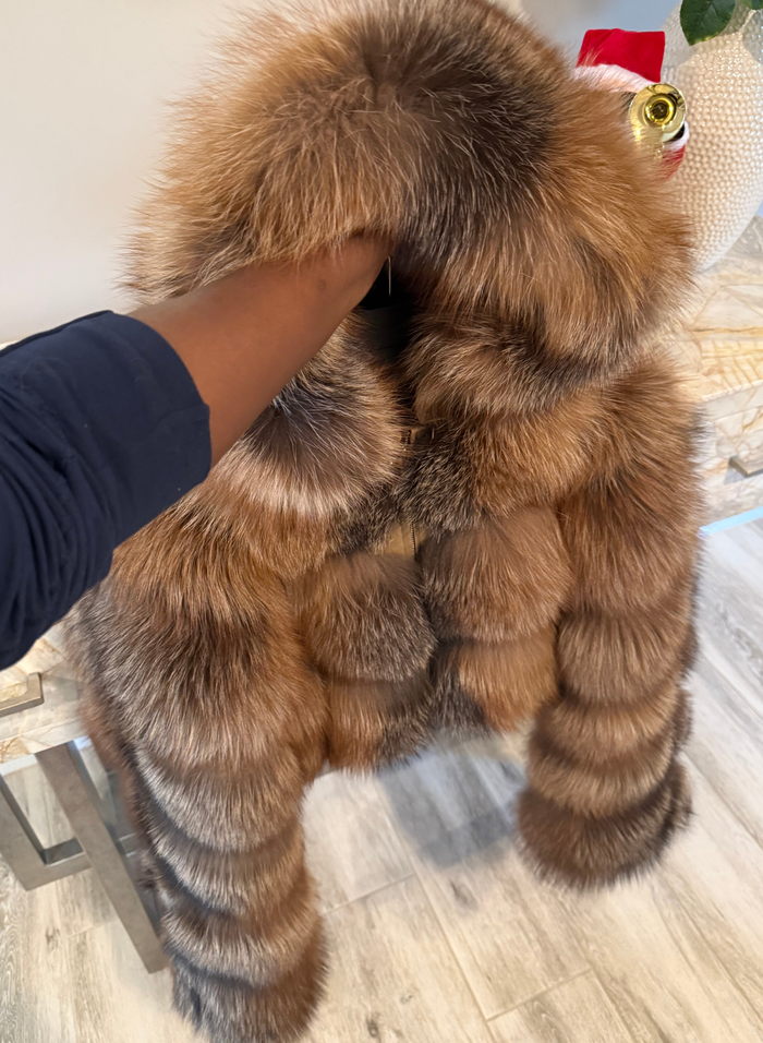 Chloe w/ Detachable Hood