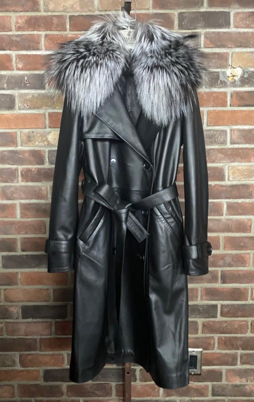 Size L: Leather w/ Silver fox collar