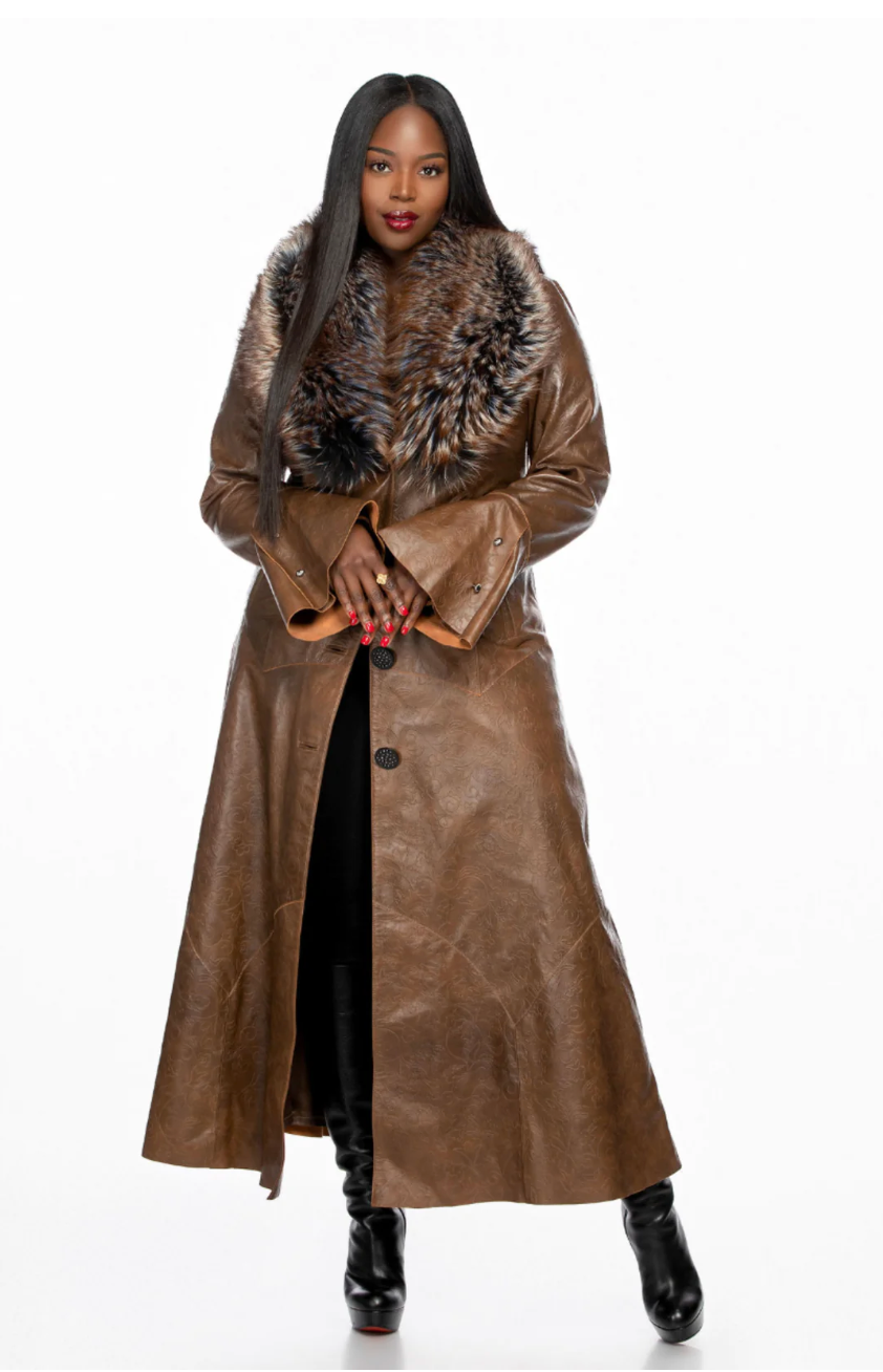 Size M (Can fit L) : Eva Leather and Fur Coat w/ detachable fur