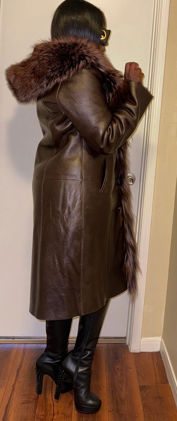 Best fits size L/XL: Brown shearling with fur