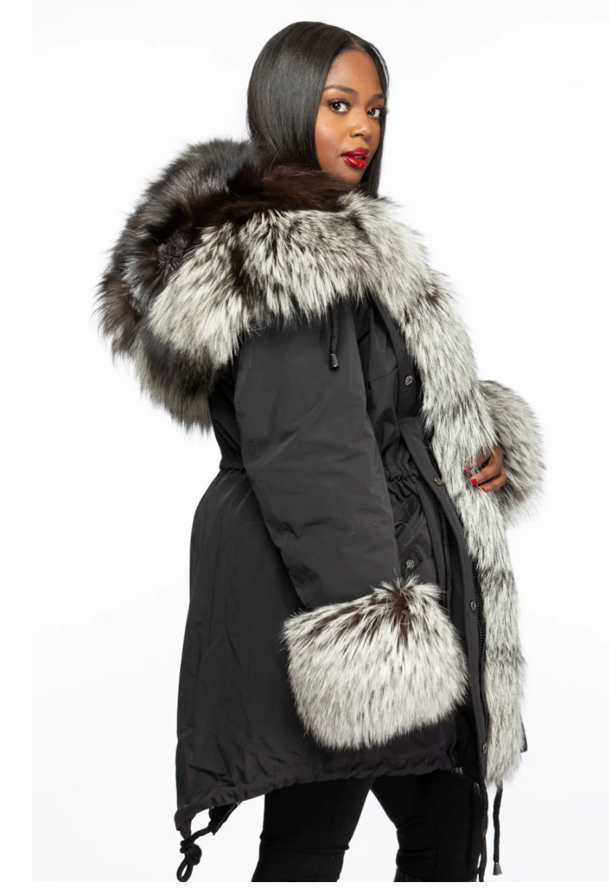 Size S: Parka w/ silver fox trimming