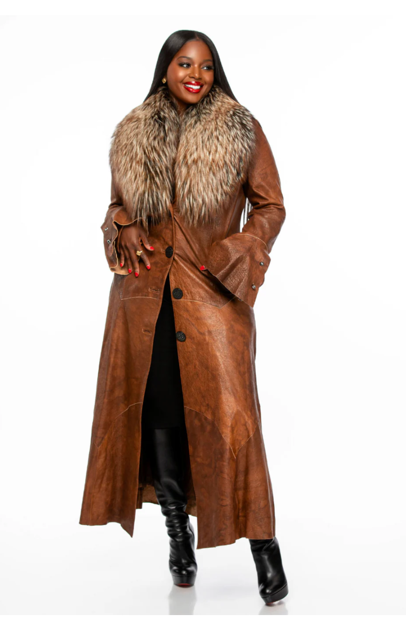 Size M: Eva leather coat w/ detachable fur