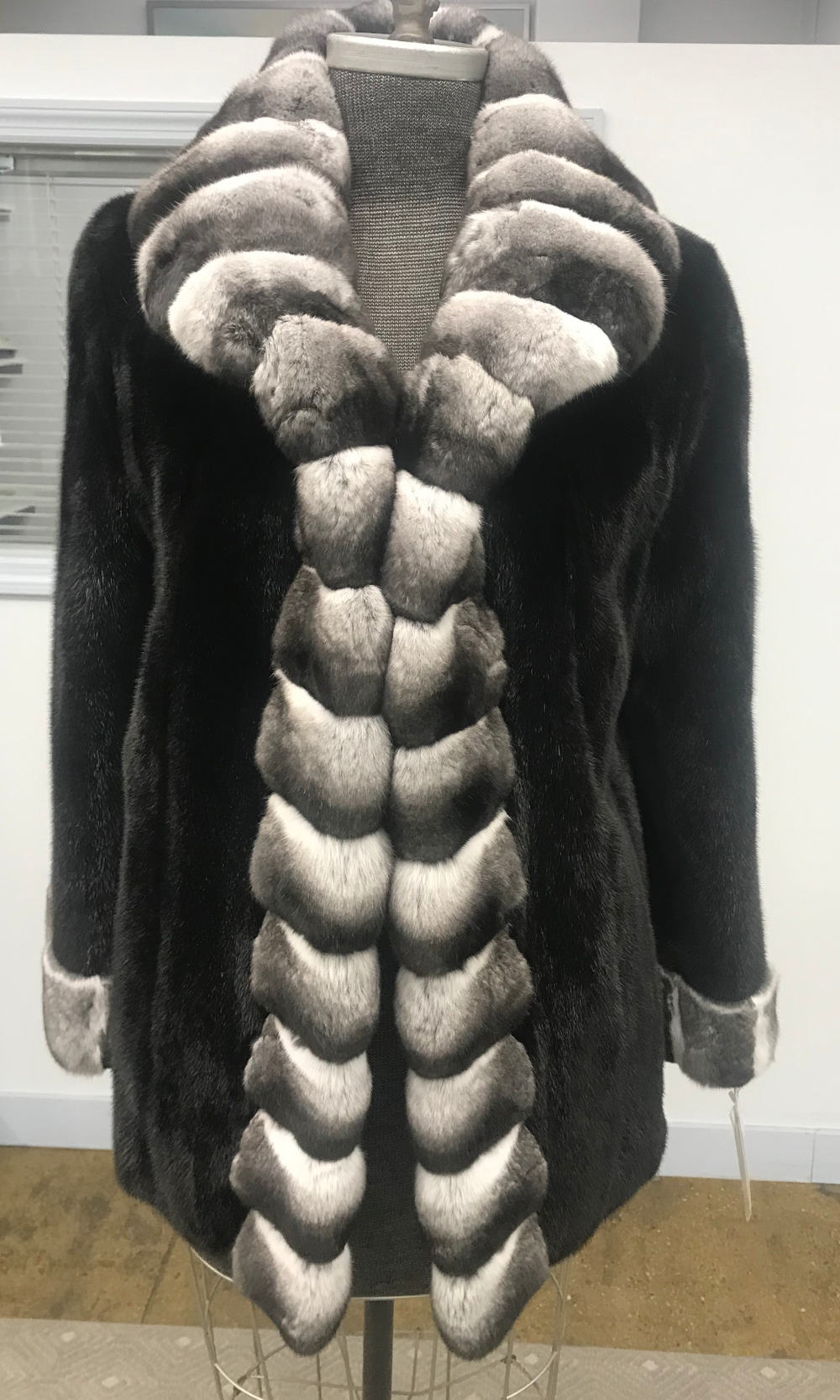 Size 10: Mink Coat with Chinchilla Trimming