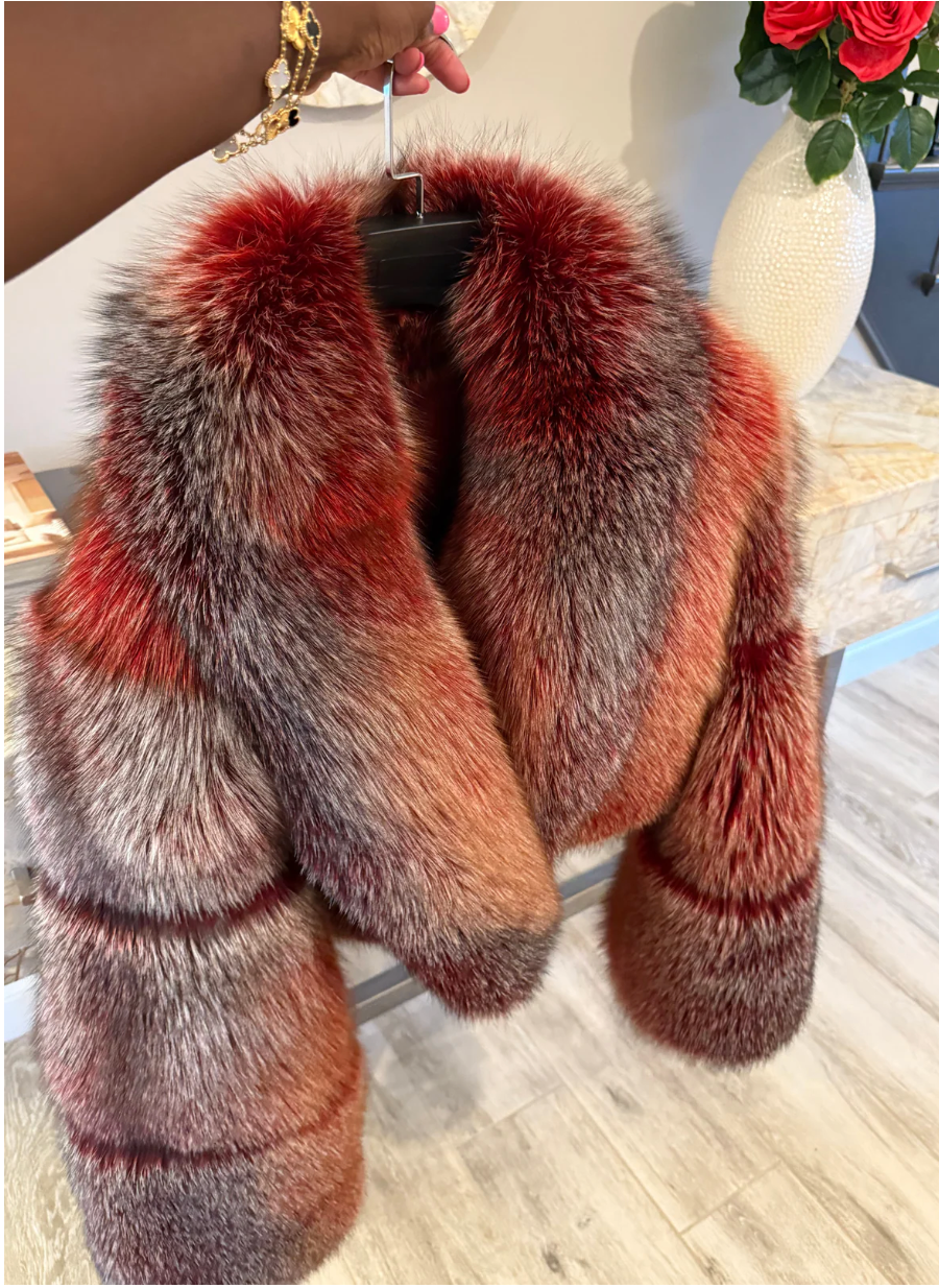 Size M and L : Trinity in Red