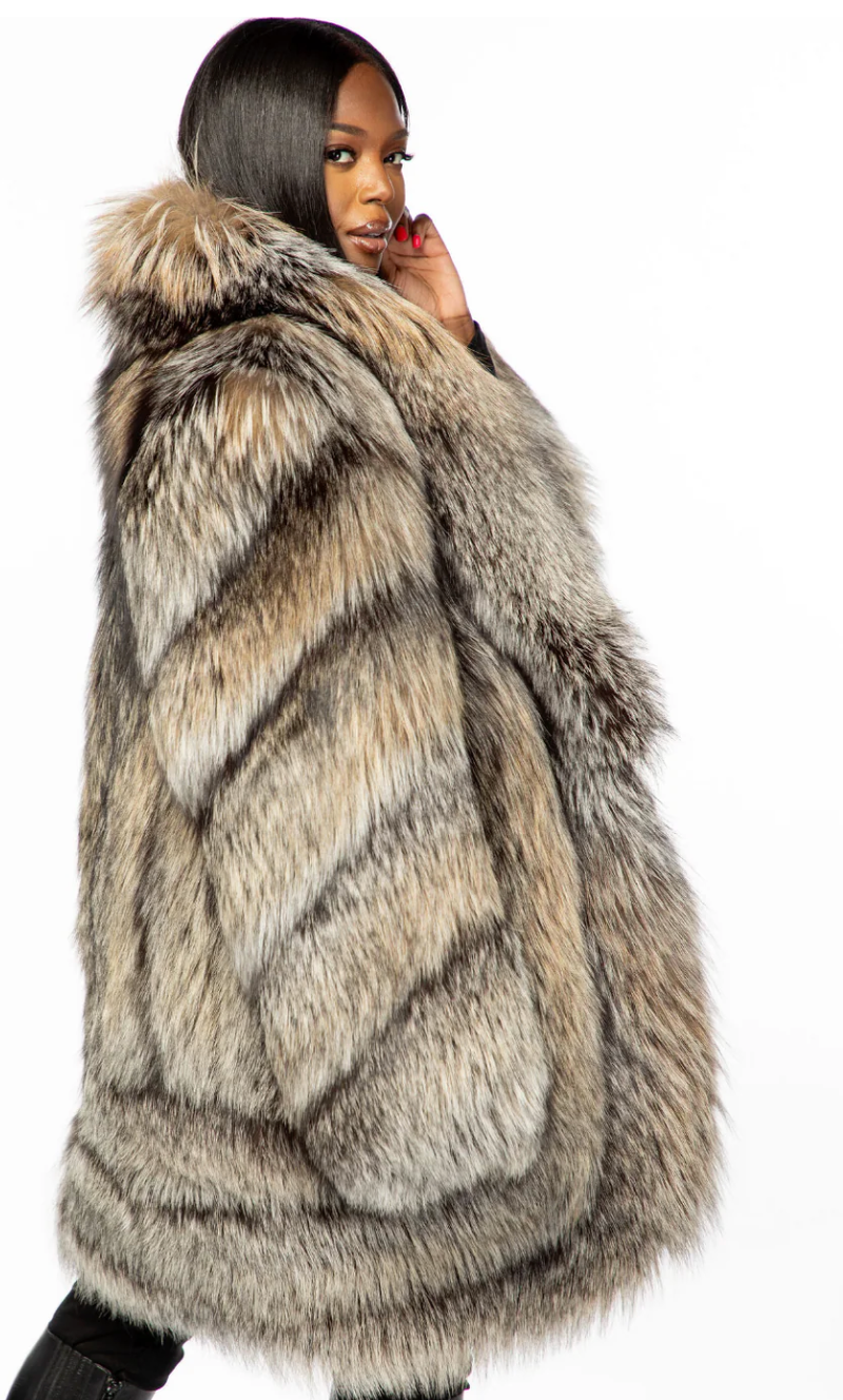 Fits size L/XL Silvia Silver Fox