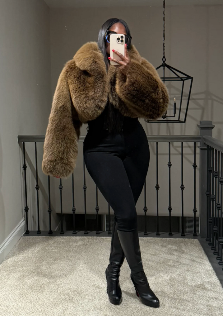 Size M Jenny Fox Jacket – The Fancy Success