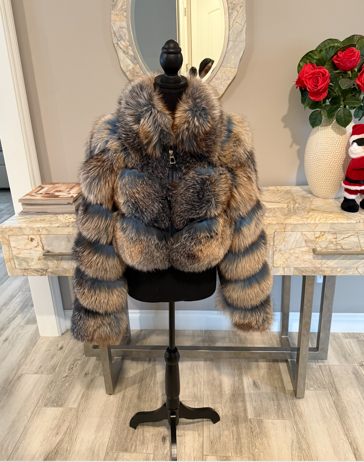 Best fits Size L: In lighter Blue