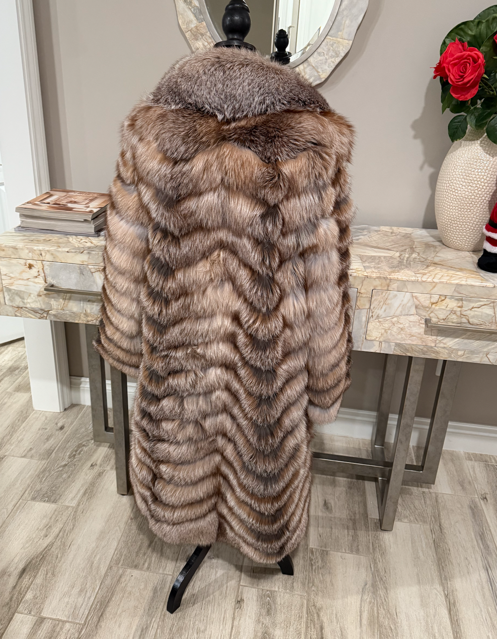 Milan Size M (can fit L)