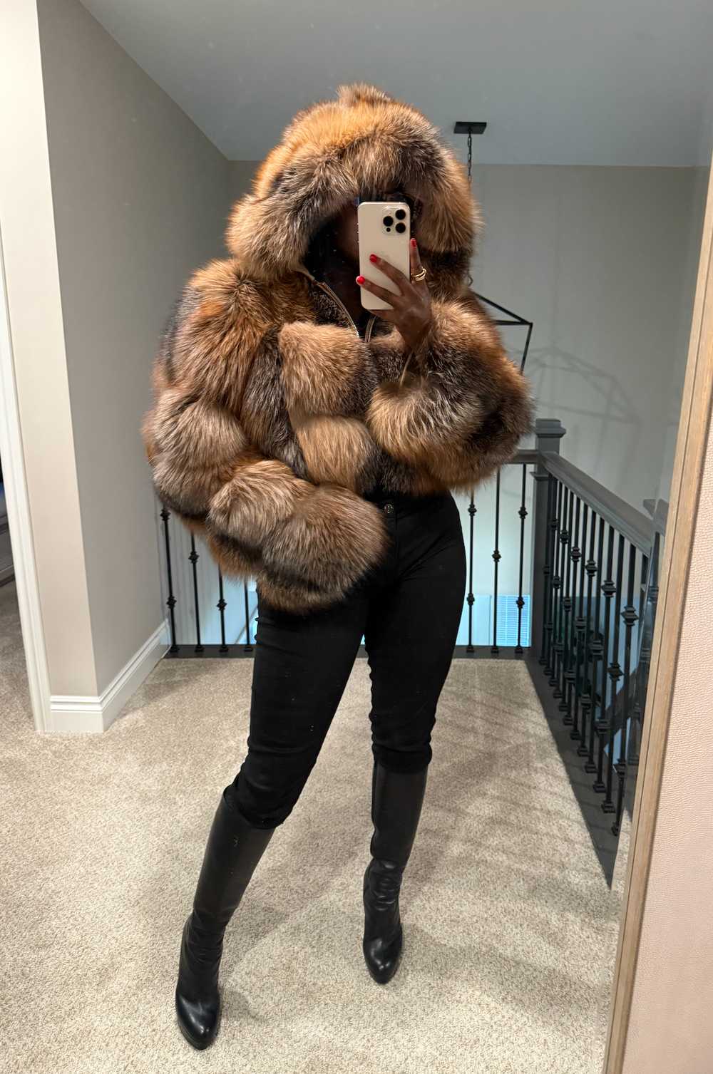 Best fits L/XL Chloe pretty brown detachable hood.