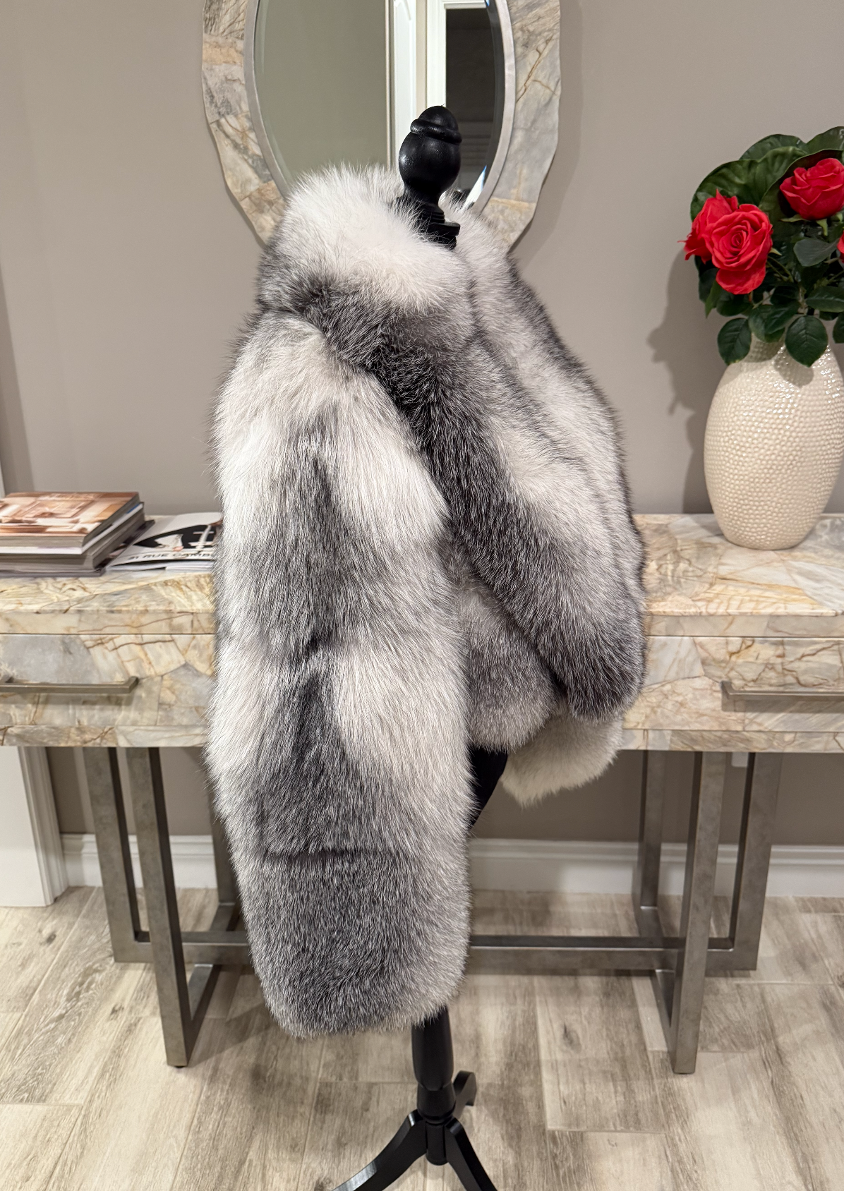 Size L Trinity Jacket in Ice Princess