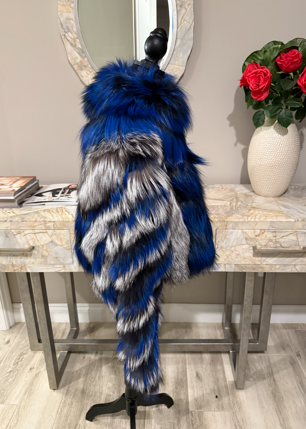 Size XXL: Thurmand in Royal blue and silver fox
