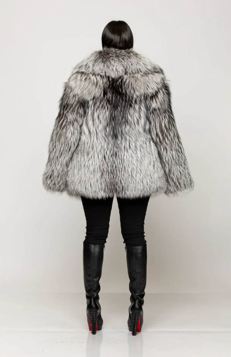 Size L: Selena Silver Fox Coat