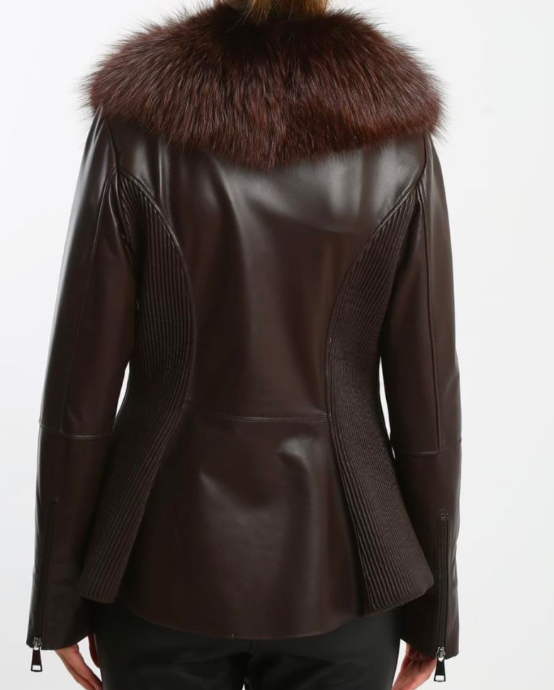 Best fits size L Leather jacket with fox collar