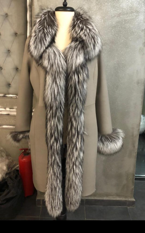 Size L (can fit XL) Shearling with Silver Fox
