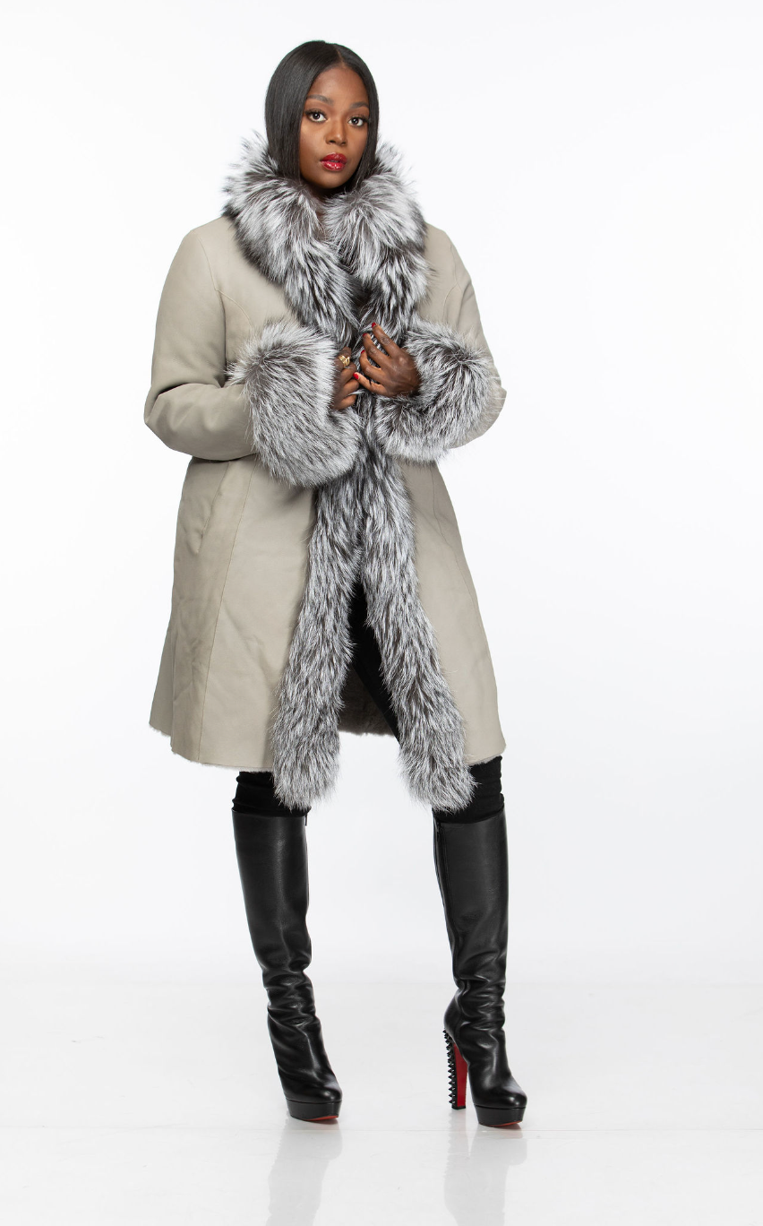 Size L (can fit XL) Shearling with Silver Fox
