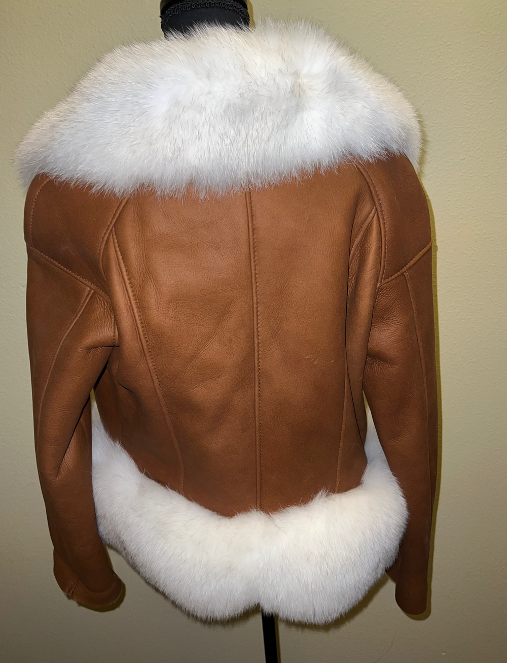 Size L : Shearling with white fox fur