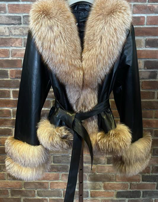 Multiple sizes: Leather with fox fur