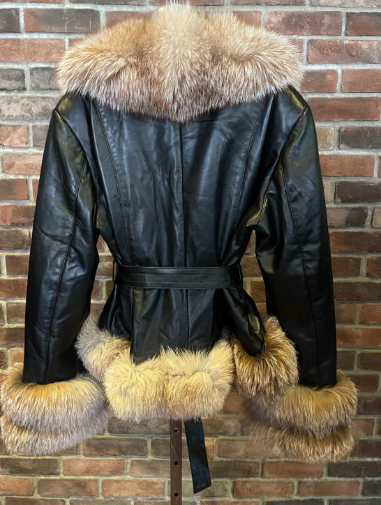 Multiple sizes: Leather with fox fur