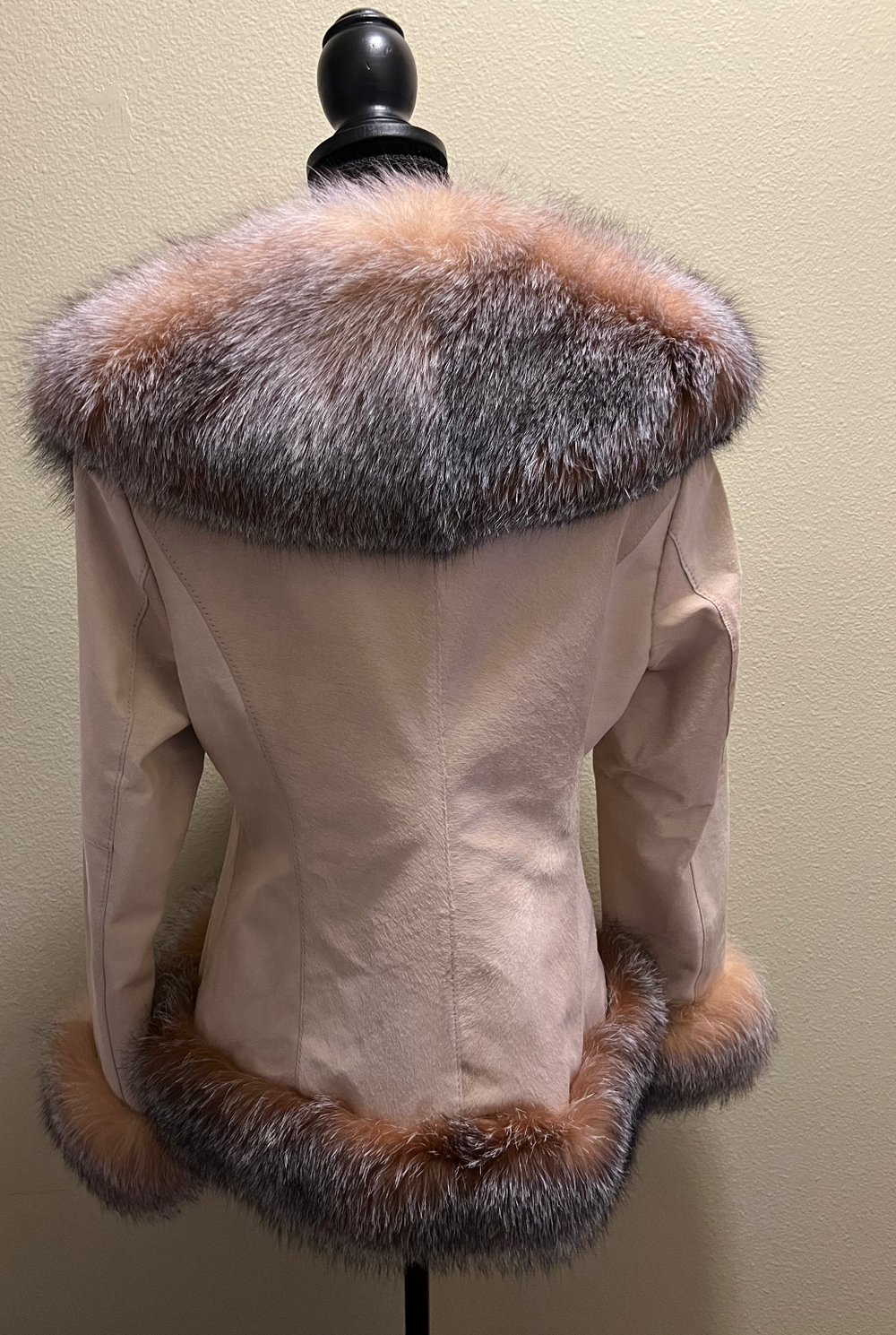 Size M: Crystal Fox fur and pony hair