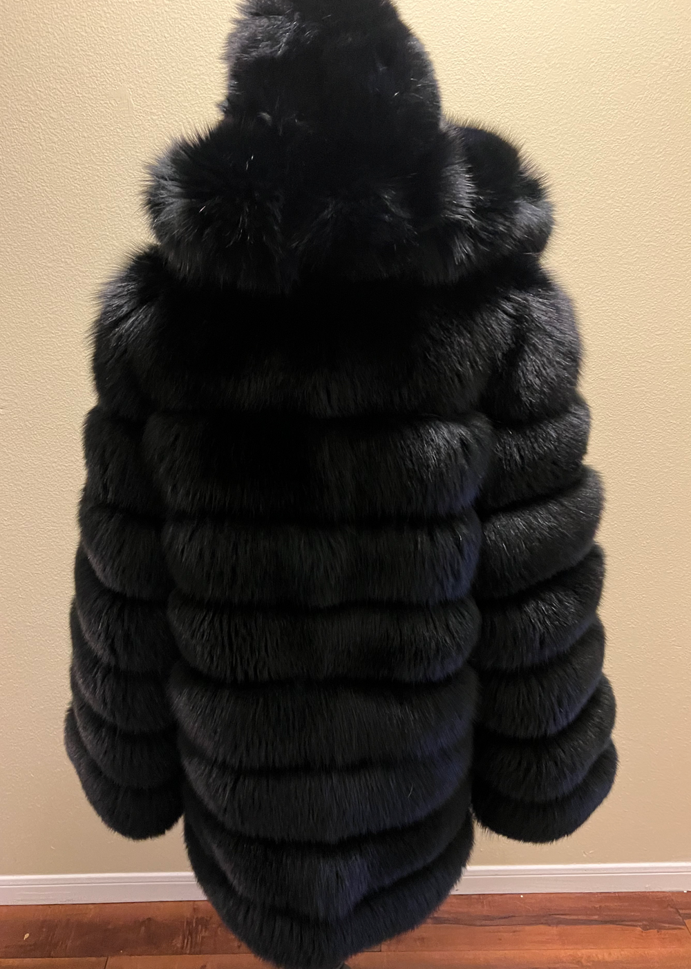 Size XL: Black Fur (Detachable Sleeves Detachable Hood)