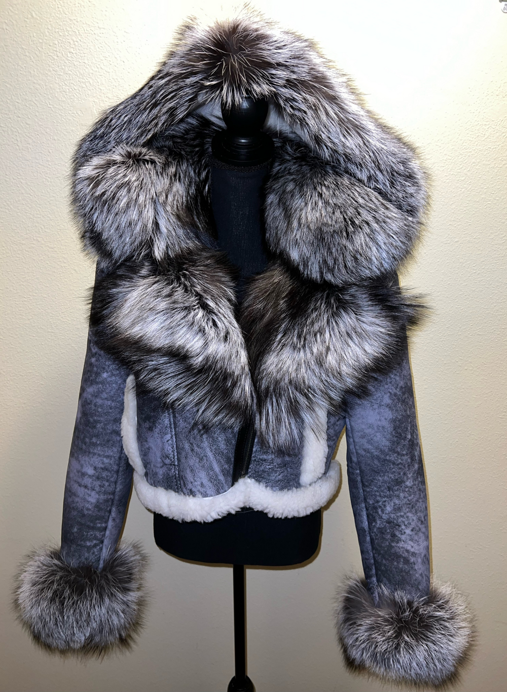 Queen II Shearling Detachable Hood (Silver Fox)